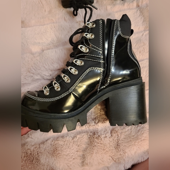Sold - Road Rage Chunky Heeled Boot Lace Up Jeffrey Campbell size 9 - Picture 3 of 4